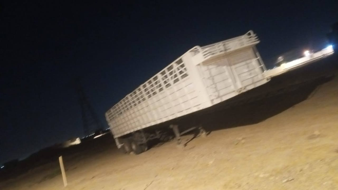 الليجار فقط مكانه رمادي موجرة اتصل ماسنجر محذوف ***********
