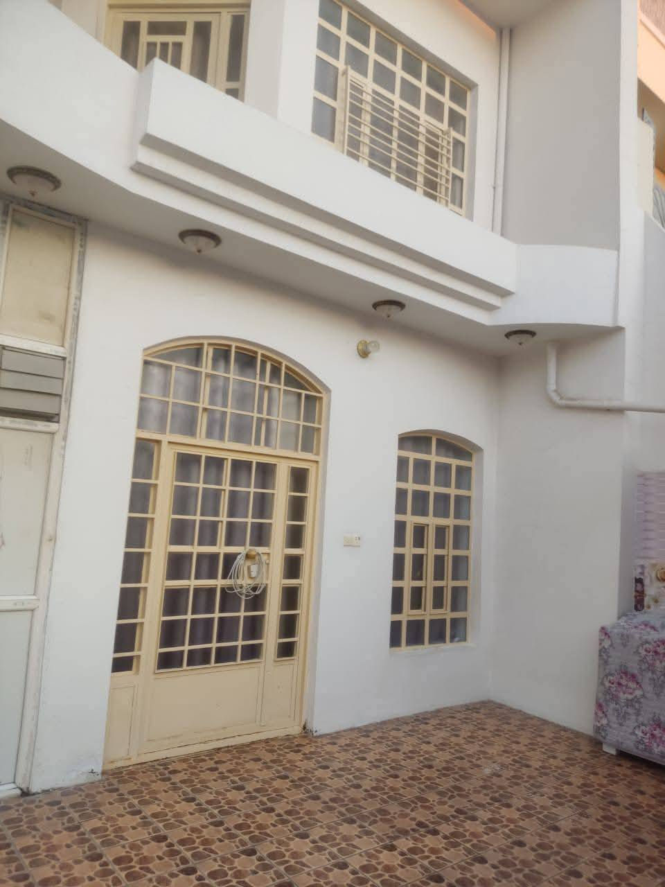 💎🔹مكـ✯͜͡المصطفى𝄠ـتب▪️💎
 
🕋 بسم الله الرحمن الرحيم 🕋

السلام وعليكم

🏡     🏘      🏚 

#يوجد_مشتمل_طابقين_للبيع

#العنوان  الفلوجة 
#المنطقة ضباط الرابعة // قرب شارع 60 

✅المساحة : 150م
⬆️ الوجة : 7.50م
🏞️النزال : 20م

غرف 3 
استقبال 
صالة 
مناور 2
مطبخ
صحيات 3
الارضية كاشي
الجدران سيراميك 
  
                       #بناء 🧱 : طابوك
      
     #شارع 🏞️⬆️⬆️ : 10م نافذ ع شارع 60 كامل الخدمات 

  #السعر_محدد_من_قبل_البائع 
           
        ⚖️⚖️   نوع الملك : طابو صرف تحويل مباشر  🏙 

            #السعر💰💸: 157 مليون وبي مجال 

للاستفسار : مراجعة 

🥇#مكتب_المصطفى_للعقار 
  
ملاحظة/ السعر محدد من قبل صاحب العقار

💯علماً البيت جاهز للسكن🗣️
     
        ((شعارنا المصداقية)) 

⭕ اذا عندك عقار تريد تعرضه للبيع او تريد تشتري عقار  الاستفسار أكثر 

مراجعة (((مكتب المصطفى اللعقار))) 

________________________________

📬فقط ارسال المعلومات  على الواتساب او الاتصال على هواتف المكتب 

🤳متابعة الصفحه يصلك كل ما هو جديد

⏪ملاحضه: السعرالعقار  يحدد من قبل البائع

  🏘️بيع وشراء الأراضي السكنية والزراعية وكافة

 العقارات🏘️🌐Anbar Fallujah_ الانبار الفلوجة🌐.

       ((««نستقبل هواتفكم على لارقام التالية»»     
       {{  © المحامي ياسين رافع العيساوي ©}}           

***********   واتساب + اتصال 
***********    اتصال هاتفي كورك + واتساب
