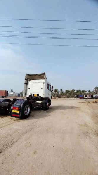 سكانيا للبيع موديل 97 سليمانيه شرط تحويل بم ونوزل مكينه جديده مكفولة مربوطه فلات كفاله سياره للاسفسار ***********
