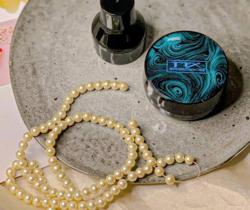 كريم اساس تي تي اكس الاخضر
كريم الجمال

كريم اساس وخافي عيوب وكونسيلر ومرطب
يلائم جميع انواع البشرة يخفي جميع المسام والتصبغات والكلف 🤝
مثالي ،، كريم الجمال TTX الكوري  غير مجمد ولا لزج  وضد الماء
يضيئ لون البشره  وتغطية الندوب على الوجه واخفاء البقع الداكنه والالياف الحمراء والنمش والكل

للحجزاوالاستفسار مراسلتنا خاص


**إذا كنت صاحب هذا الإعلان وتريد حذفه لأي سبب، رجاءا أرسل رسالة إلى الدعم الفني**