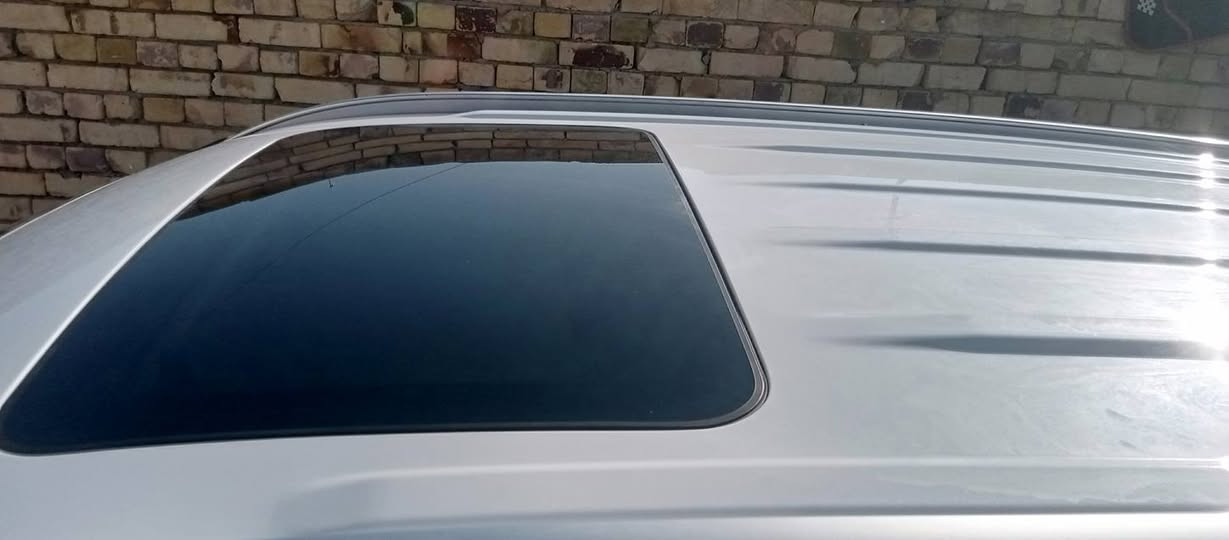 السلام عليكم مرخصة الادمن  
بالسايد للبيع موديل 20 بيها جاملغ  مصبوغ  الباب انصبغ على مود توحيد اللون هواي مواصفات بيها يغنى التعرف عنها فتحه وحده بالسقف السياره بالعماره ميسان اي استفسار على هذا الرقم *********** سبعه راكب محرك 3800 السياره خير من يم الله الشراي يتصل ويدلل السعر 260 رقم الشاصي موجود بالمنشور رقم بغداد الدولي مامتواجد على الفيس بوك مكلف بالنشر
