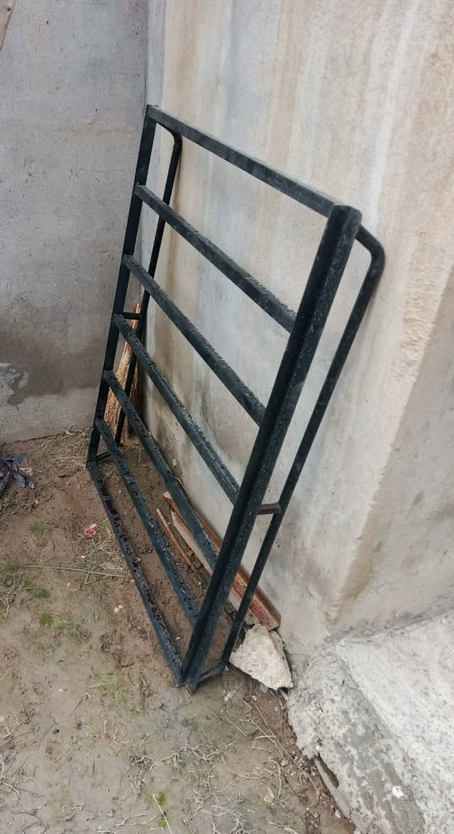 السلام عليكم سيباي للبيع ترهم جميع السيارات التواصل هاتف ***********
