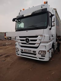 البيع اكتروز 2012 حجم 1844 المواصفات ثلاجه كاسحه زعانف حاكيه بدون رتاي...