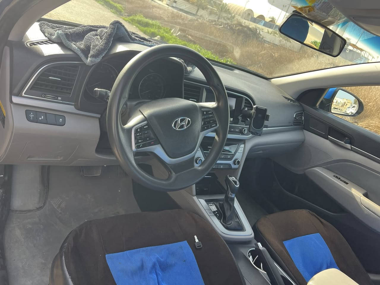 سلام عليكم النترا 2018 وارد مريكي ضربته بنيد ودعاميه وبل عراق جاملغ الخلفي شويه سياره حلوه مكينه كير خير من الله مكينه 2000 دوش مامتعبوبه عارضه 117 ورقه وبيه مجال ***********
