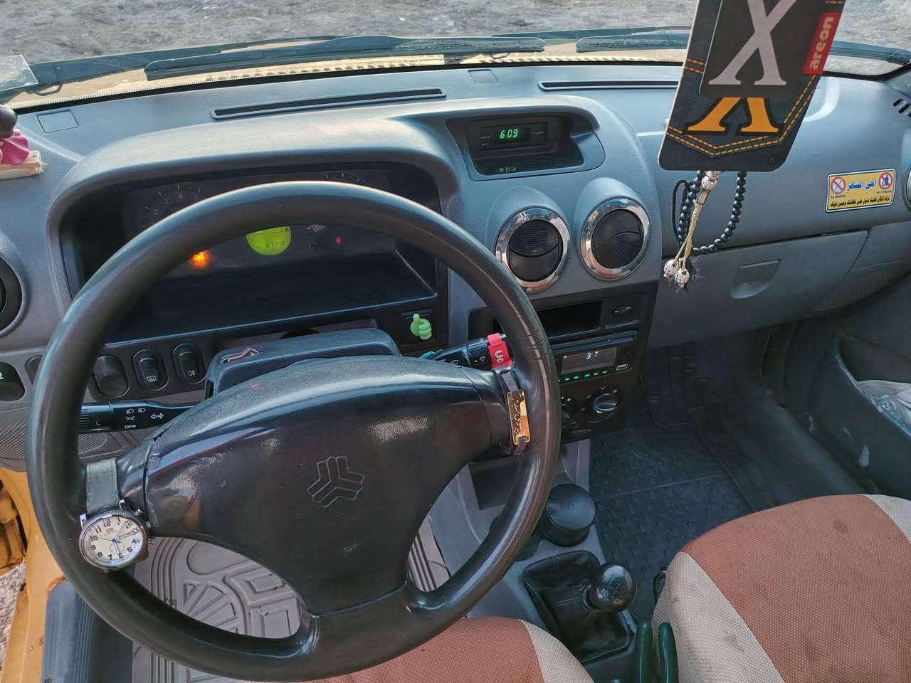 السلا م عليكم سايبا موديل 13 للبيع رقم قادسيه سنويه ل30 سياره حلوه ونضيفه كير مكينه نضيفه بشكل وين ميعجبك اطلع بيها  السعر 32 وبيها مجال المكان دوانيه قضاء عفك الاستفسار ع الرقم ***********
