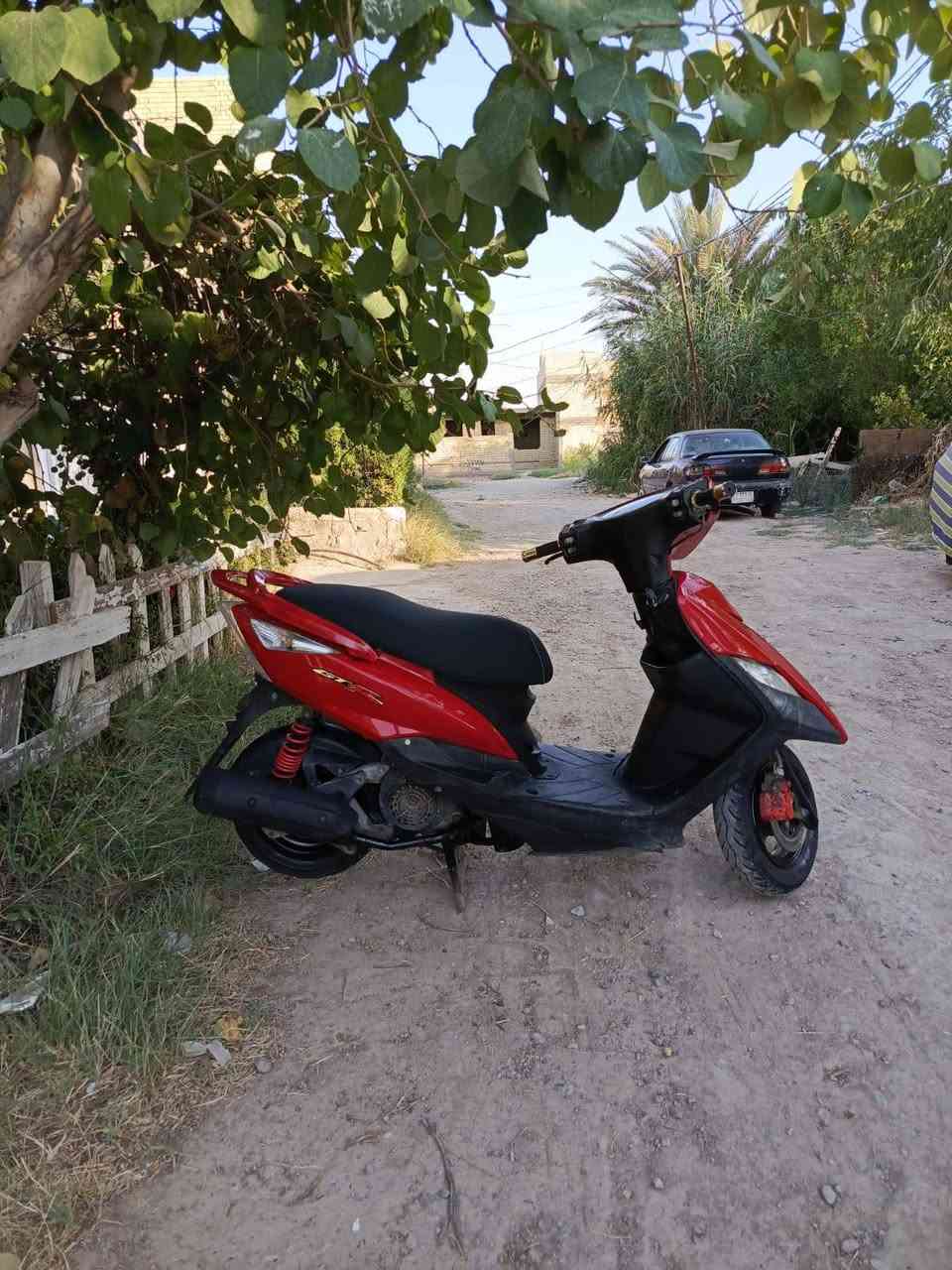 ماكس ثعلب 140 نكرة سلف وهندر محرك مكفول لا نضوح ولا تبخير ناعم ما مفتوح كهربائيات كلها كاملة كفراتها نضيفات السوادات ختم واحد وية المحرك قفل جنطة استيرن  دراجة كاملة ما بيها نقص مثل مموضح بل صور سعرها 500 مكاني الشعلة ***********
