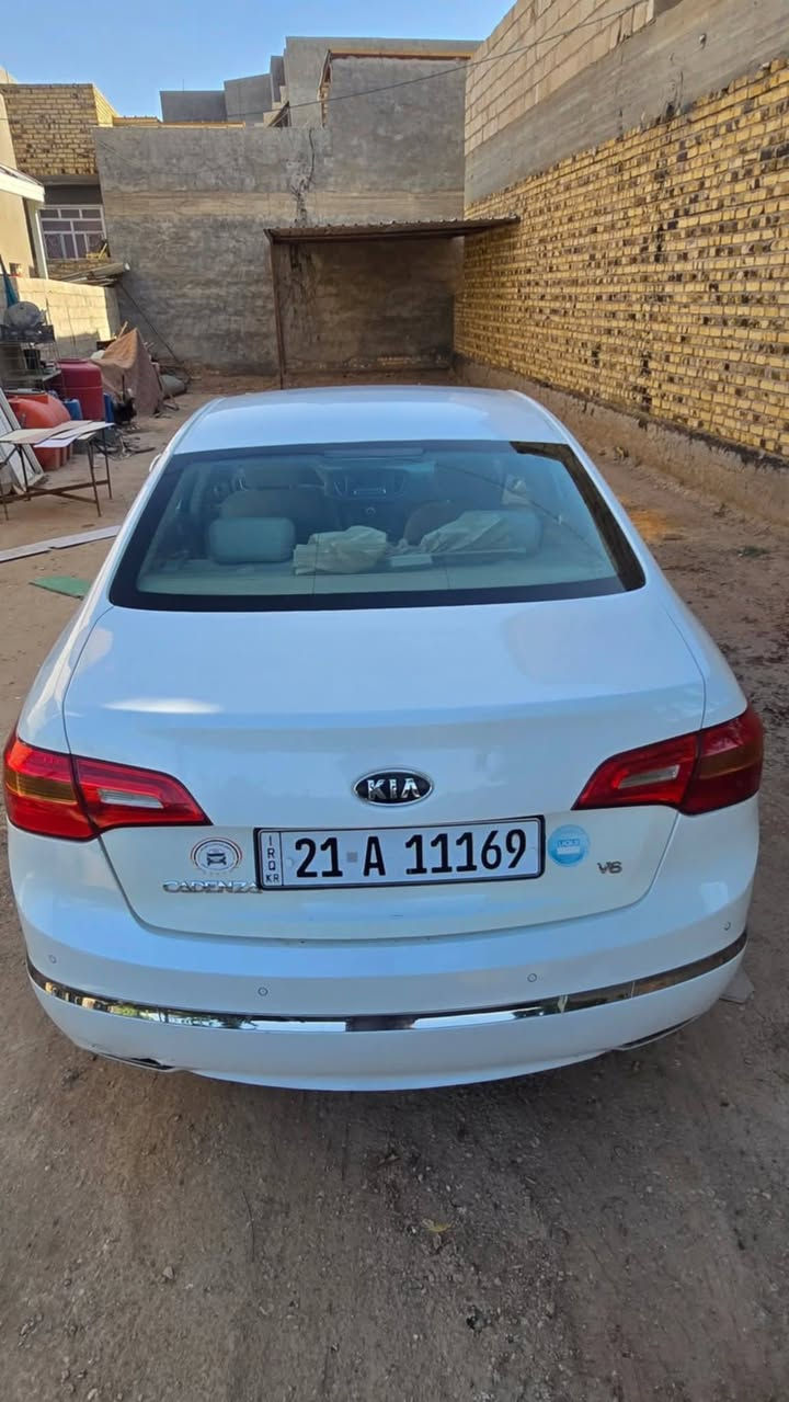 سلام عليكم كيه كادنزه 6سلندر وارد خليجي كير مكينه كفاله ضرر ربع بنيد وشبر بل جاملغ الخلفي تبريد ثلج تخم تاير جديد حداديه 100/100،، رقم سليمانيه  بسمي تحويل ثاني يوم الاستفسار. ***********.،،،،،،،،موديل 2013 مكان السياره بابل ابو غرق سعرها ٩٥ وبيها شي بسيط كلش.
