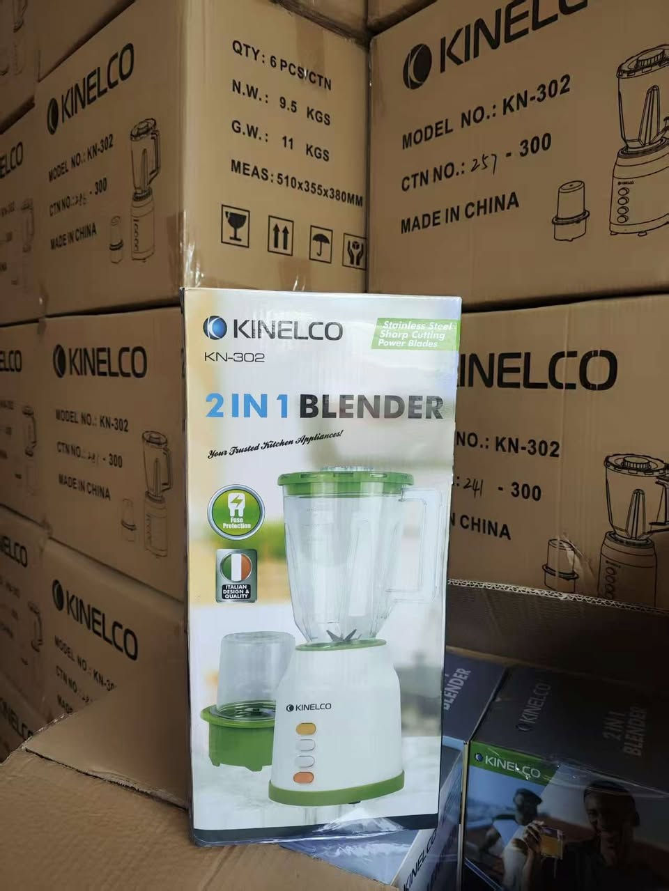 خلاط طاحونه جمله فقط 
اصلي ماركه KINELCO وارد إيطالي ماطور نحاس قوي جداً
كارتون 6 قطع 
العنوان بصره تنومه 
*********** عبدالله واتساب 
*********** عبدالله واتساب
