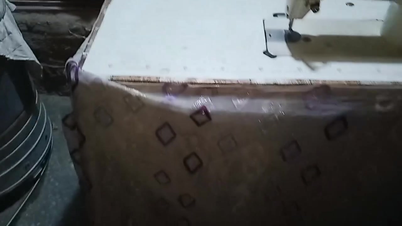 مكينت خياطه للبيع لشراي يتصل ***********
