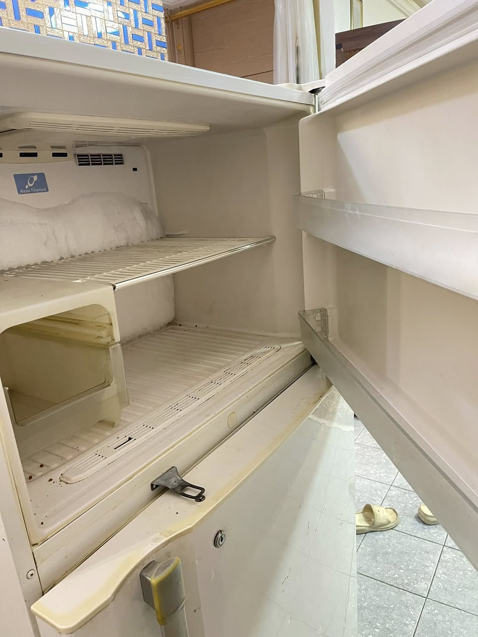 السلام عليكم 
ثلاجه للبيع نضيفه شغاله الفريز يجمد بس الجوه منقص غاز  أو سبب بسيط ٠
السعر 100.


**إذا كنت صاحب هذا الإعلان وتريد حذفه لأي سبب، رجاءا أرسل رسالة إلى الدعم الفني**