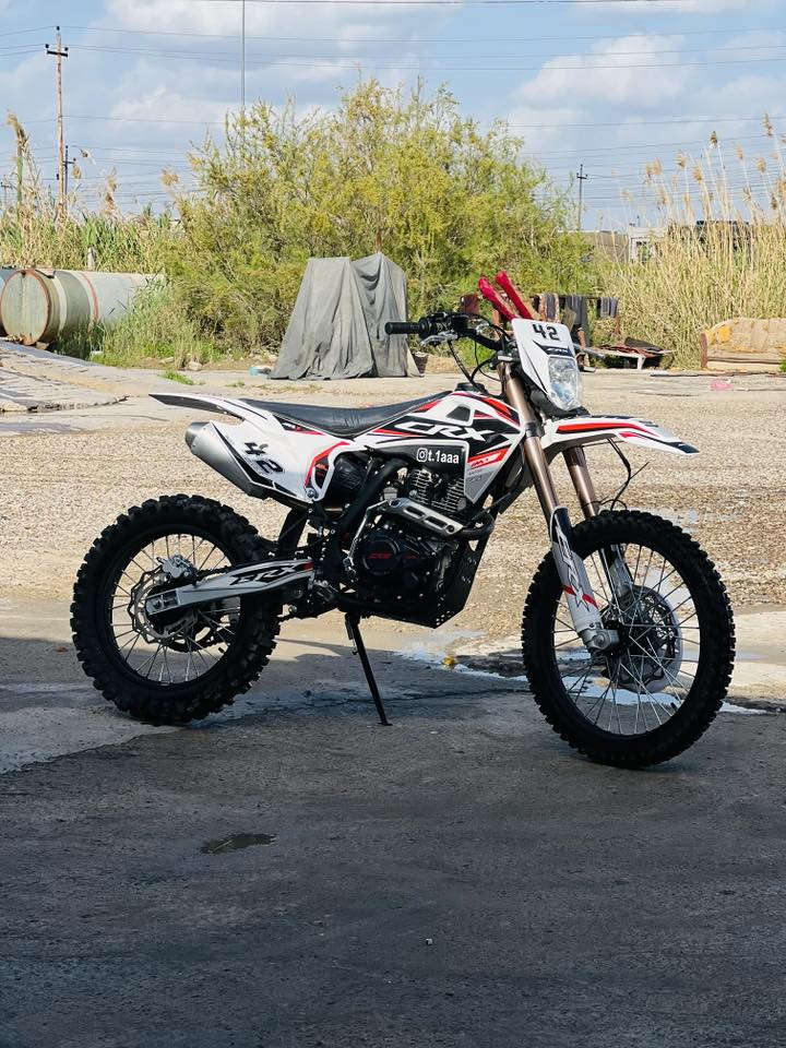 السلام عليكم قفاز CRX  مكينة 350 للبيع الدراجة خير من الله شلعه معدل مفوله تشك الكاع تجي وتشوف كير مكينه مكفولات الدراجة زيرو ماشيه2 الاف كدامكم الدراجة بالحقيقة احلا بهواي تجي وتشوف كدام عينك مكاني ديالئ قضاءالخالص السعر 1850 وبيهه مجال قليل للعلم الدراجه اول تبديله دهن الهه موجود نت وهاذا رقمي ***********
