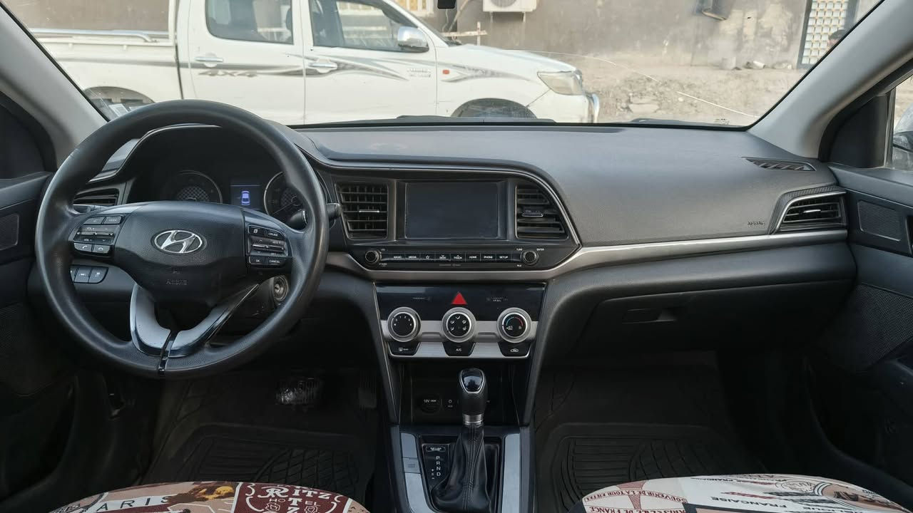 سلام عليكم النترا للبيع موديل ٢٠١٩ أمريكي كير at رقم بصره انكليزي بسمي تحويل ثاني يوم مكينه ٢٠٠ مفتوح كازكيت كتاب فحص موجود مكاني الناصريه قضاء جبايش. رقم الهاتف ***********
