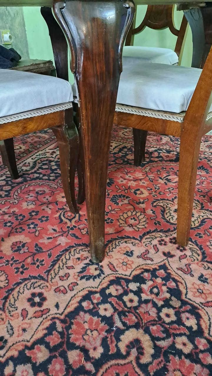 ميز طعام دائري ٤ كراسي رجل الغزال خشب زان  نظيف جدا جدا بدون اي ضرر سعر ٢٥٠ الف تتوفر  خدمة التوصيل داخل بغداد فقط بغداد, العراق


**إذا كنت صاحب هذا الإعلان وتريد حذفه لأي سبب، رجاءا أرسل رسالة إلى الدعم الفني**