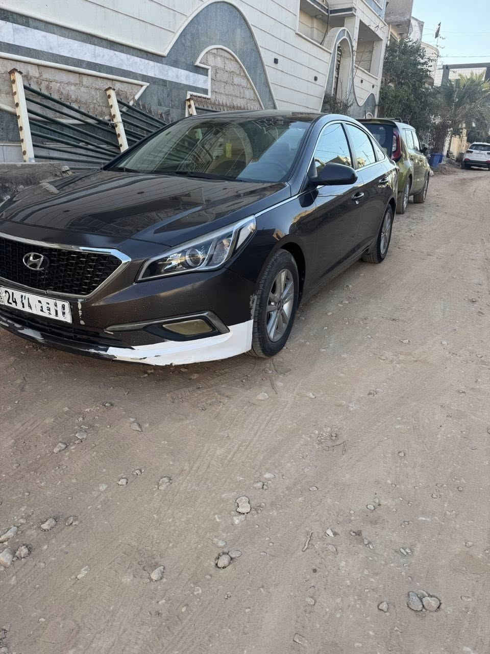 السلام عليكم 
سوناتا ٢٠١٦ وارد امريكي 
حادثها الباب الخلف الصدر صبغ + دور الجاملغ الخلفي 
رقم دهوك الدولي تحويل مباشر 
رقم الشاصي 5NPE24AF6GH267036
مكان السيارة / حلة 
محرك 2400GDI 
ماشية ١٦٠ الف 
السعر ١٠٥ وبيها مجال 
للاتصال : ***********
