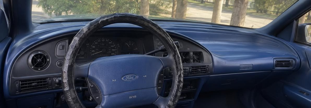 السلام عليكم

للبيع 🚗

فورد تورس موديل 1995
أمريكي | رقم بغداد
محرك: 6 سلندر (3000)

سيارة نظيفة جداً وجاهزة للاستخدام فوراً بدون أي مصاريف.

✔️ المحرك نظيف
✔️ الكير نظيف
✔️ الكهربائيات نظيفة
✔️ مكفولة من الصبغ والضربة 

الإضافات:
✔️ صدر جديد أمامي وخلفي
✔️ غرفة داخلية جديدة بلادية
✔️ ويل كب

سيارة مرتبة وتستاهل.

السعر: 30 ورقة (قابل للتفاوض)

📍 الموقع: الأنبار / حديثة

📞 للاستفسار الاتصال على الرقم: ***********
