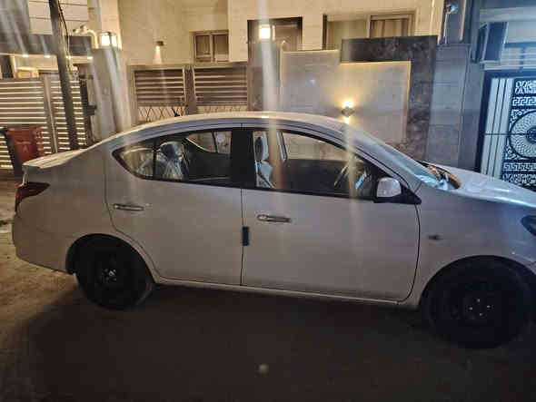 تحيه طيبه السلام عليكم ورحمة
سني 2021 هندي بيها قبق جنطه مبدل نفس لون بدون حادث 
ماشبيه 70 ألف 
مكينة 1500 
تحكم شاشه كامره 
حساس دبل ابرياك
جام كهرباء 
جاهز 
رقم بغداد باسمي تحويل مباشرة 
114, ورقه بيها مجال 
أي استفسار رقم صاحب السيارة 
***********
مكان بغداد دوره 

دد
مكان بغداد دوره
