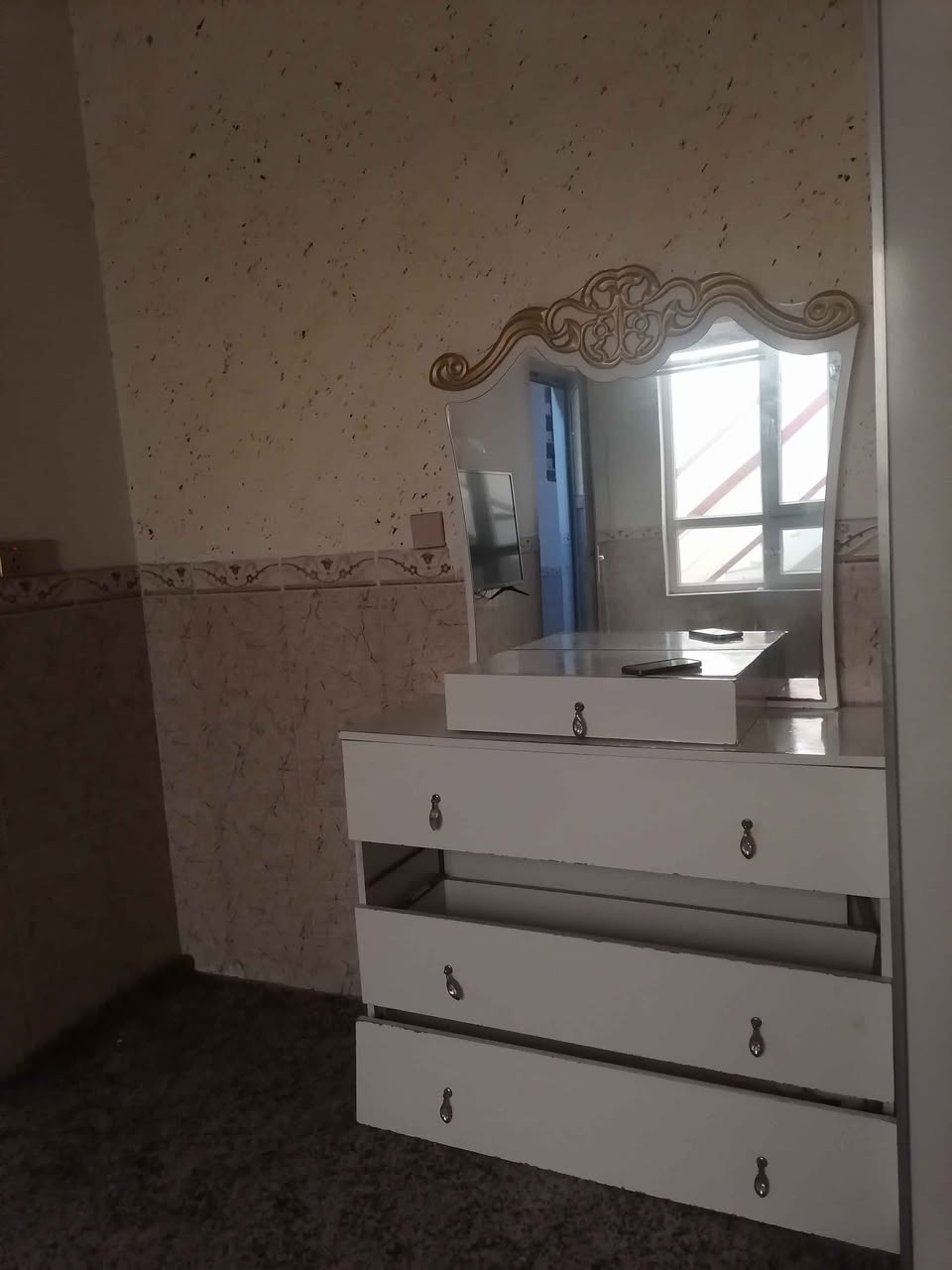 بو بةيوةندي اوة رةقةم *********** أربيل, العراق
