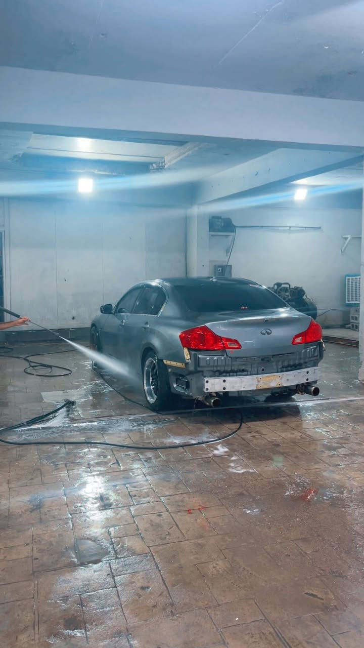 انفنتي g37XS مفوله لل اخير 🫤
الموديل:2013
المواصفات⬇️
مبدل عقول وضفاير بل كامل ✅
شفتات✅
كشنات تدفئه✅
كشنات كهرباء✅
كشنات خزن✅
تبريد قطعتين✅
كروس سرعه✅
تحكمات ستيرن✅
فتحة سقف✅
وياله Q50S 19اصل :400$✅
لدات متغير اوريكال وعدسات زينون350$✅
سماعات BOOS ودمام BOOS✅
سقف كنتارا اسود✅
اكسل جديد✅
مكينه جديده السياره هايبرد عبالك ✅
كولر كير ✅
         التزويد⬇️
شووت عمل 200$K&N✅
كزوز من الطول للطول صوتها رعديد500$✅
بوابات علي الوادي300$✅
برمجة مابات ابريف 5مابات750$✅
1:ماب سوبر وخبطه ✅
2:ماب سوبر فقط✅
3:ماب طلقات✅
4:ماب استخدام يومي✅
ماب تطفى السياره يعني من يجي المرور الله محمد علي السياره متشتغل😂😂✅
راديتر 5700 3 سراوات وجوينات وادبتر خلفي انسى شي اسمه حماوه✅
ستريس بار✅
ادامة كامله من ⬇️
بلكات✅
نوزلات✅
مجاول Q50✅
فيت بم علبه كامله✅ 
شمعات اماميه✅
عربانه خلفيه كامله✅     
       الضرر⬇️
جاملغين صبغ اثر جراد فقط✅
بوارد✅
وجراد موجود ع التكمه بدون صبغ ✅
                      ملاحظه⬇️
السياره مصروف عليها هواي وكلكم تعرفوها وتعرفون قوتها
والي بنفسه السياره وعاجبته وماعنده امكانيه يجي بنفس اليوم احولها اله بلاش كلكم اخوتي واني اخوكم الصغير
                             السعر المطلوب⬇️
90: ورقه
9000 : الف دولار
شاهد الله لو ما متوازي ع بيعتها مابيع بهيج سعر وبيها مجال
            العنوان📍
اليرموك اربع شوارع
رقمي:*********** 
متواجد واتس 
وسلامتكم واسف على الاطاله ❤️
اخوكم عبود الدليمي
