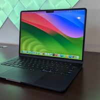 للبيع ماك بوك Apple MacBook M3  • نظافة 100%  • الجهاز مفتوح من الكارت...