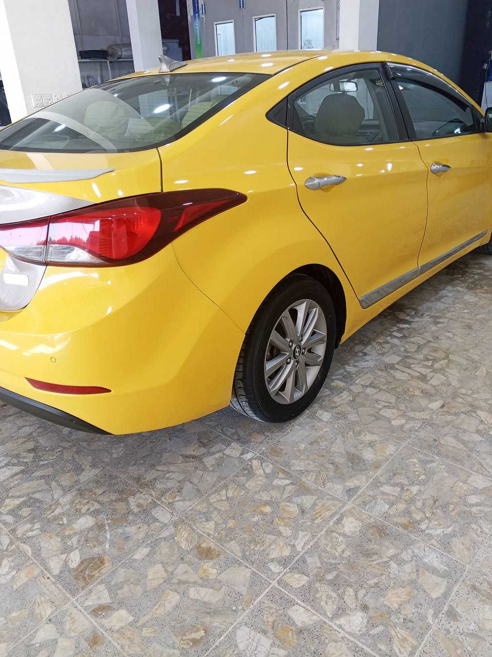 السلام عليكم ورحمه الله وبركاته
النترا وارد امريكي موديل 2016.  رقم بغداد انكيزي سنويه وهزه جديده كلش نضيفه وجاهزة وحلوه ماشيه 148, حادثها فقط البنيد مبدل بدون دواخل بدون معجون محرك 2000. دوش لاتنقيص. ولا تبخير كير محرك حداديه تخم تاير كهربائيات تبريد كله بشرط. دواخل بيجي واسود تحكم شاشه زغيره بلاد حساس خلفي تدفئه بلكشنات  بيها سونار المندلاوي  اي فحص اني حاضر    السعر 115.   مكاني بابل النيل 
***********.    بي واتساب
