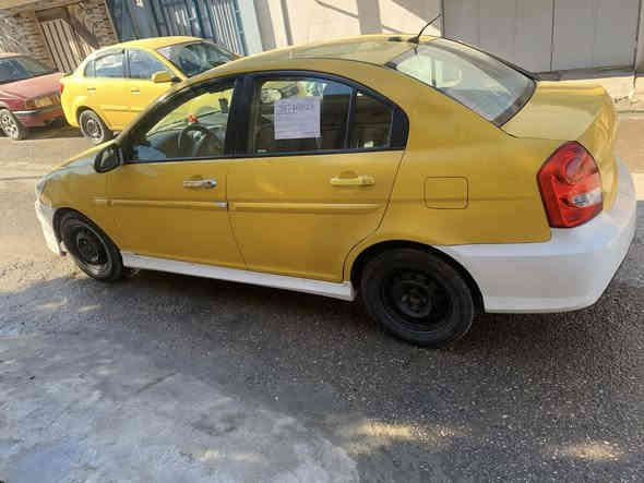 اكسنت دبدوب موديل 2009 امريكي رقم بغداد كابون بانزين بيها بسمي السياره الضرر داير الباب الخلف السايق  والباقي تلكيط التكسي معروف السعر 95 وبيها مجال ***********
