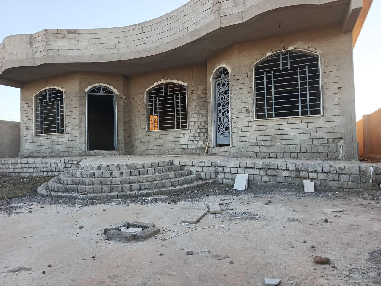 السعر 80 وبي مجال الستفسار انتصال على رقم ***********# او
