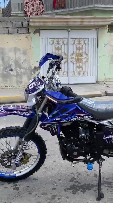 سلام عليكم كاوير لبيع شرط نضافه  ومعدل وشلعه والدرجه كلشي بلادي  قاطره بانزين محرك 200  نشاط فول انطيها شرط الدرجه مكفوله من اي عيب وضرر   كامله مكمله اخو الجديد


**إذا كنت صاحب هذا الإعلان وتريد حذفه لأي سبب، رجاءا أرسل رسالة إلى الدعم الفني**