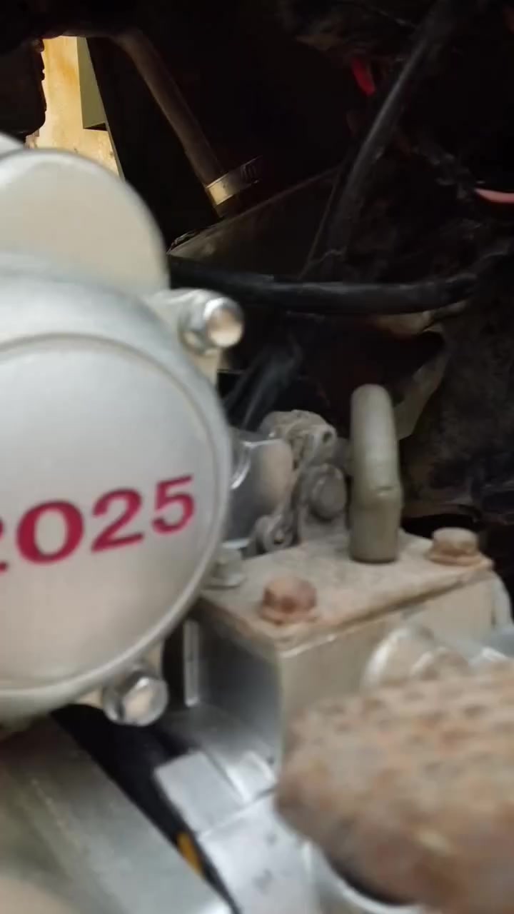 ستوته جمره للبيع موديل 2019 ستوته ما بيه قطره اخياس محرك 2025 جديد ستوته ماناقصه اي شي تجي تشوفه احلى من الصور مكاني العماره اتصل على هاذ الرقم ***********
