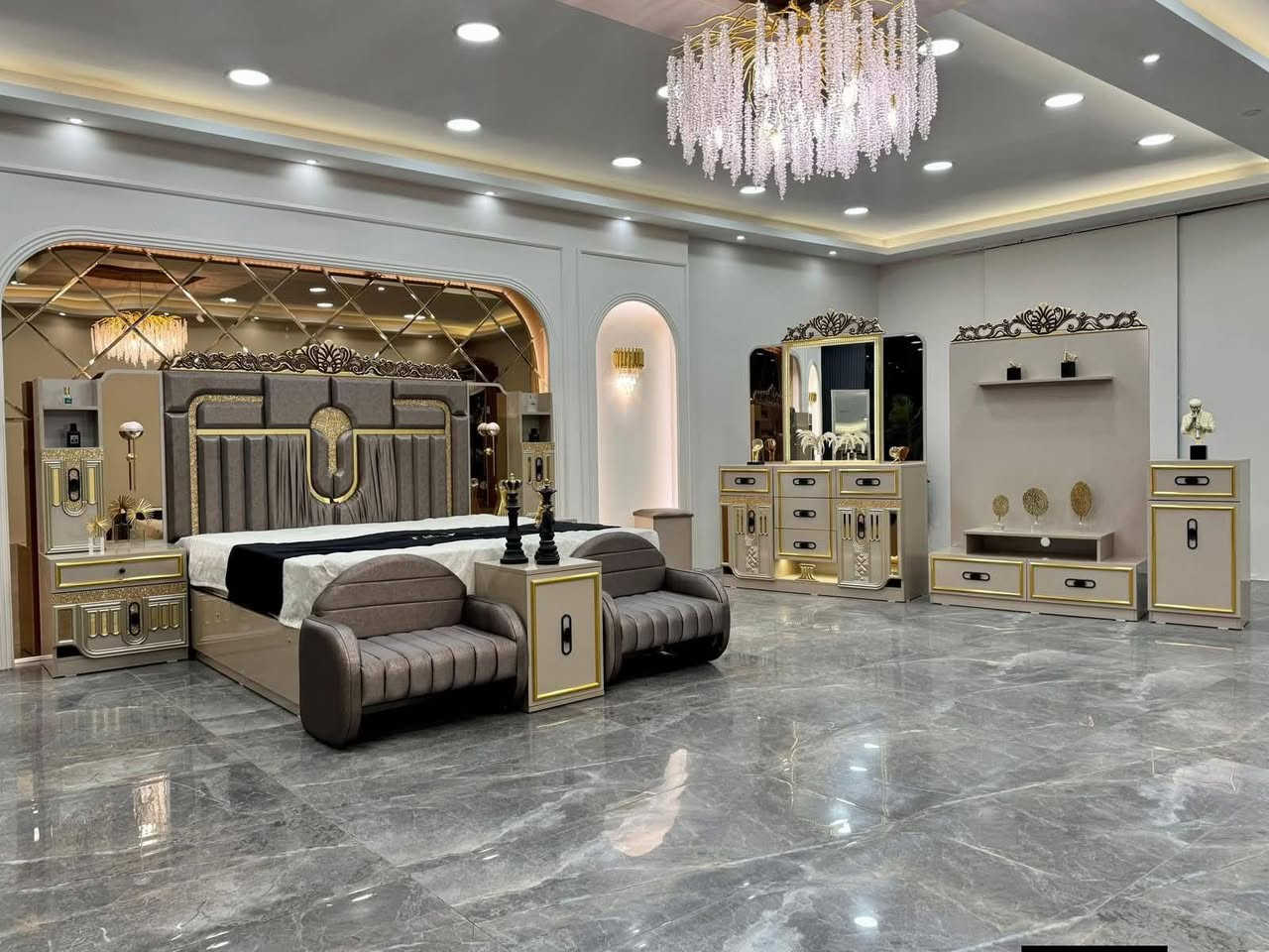🏠 فخامة المودرن وصلت.. موديل "بوسنا" الآن في جمعية التراث! 🏠
تبحث عن غرفة تجمع بين المتانة العالية والتصميم التركي الحديث؟ موديل بوسنا هو الاختيار الأمثل لبيت العمر! ✨

لماذا تختار موديل بوسنا؟ 🤔
✅ العدد والقياس: غرفة متكاملة 11 قطعة مع كنتور ضخم بطول 360 سم.
✅ القوة والتحمل: ضهر الكنتور بلوك، والتركيب بنظام برغي وچوي حديد (يعني تفك وتنصب براحتك بدون ما تتأثر الغرفة) 🛠️.
✅ اللمسة النهائية: صبغ حراري عالي الجودة، مقاوم للخدش وسهل التنظيف 🎨.
✅ الراحة والذكاء: سرير مزود بـ مخزن جك هيدروليك لتوفير مساحة تخزين إضافية ممتازة 🛌📦.

💰 عرض الأقساط المريح:
بدون تعقيدات.. استلم غرفتك الآن بقسط شهري:
💵 250 ألف دينار فقط!

📍 العنوان:
الرمادي - التأميم - شارع النخيل - مقابل محطة النخيل.
📞 للاستفسار والتواصل:

اتصل بنا على: *********** 📱
جمعية التراث للأثاث.. نؤثث بيتك بالثقة والجودة! 🌹
#أثاث #الرمادي #مودرن #غرف_نوم #جمعية_التراث #تأثيث #أقساط
