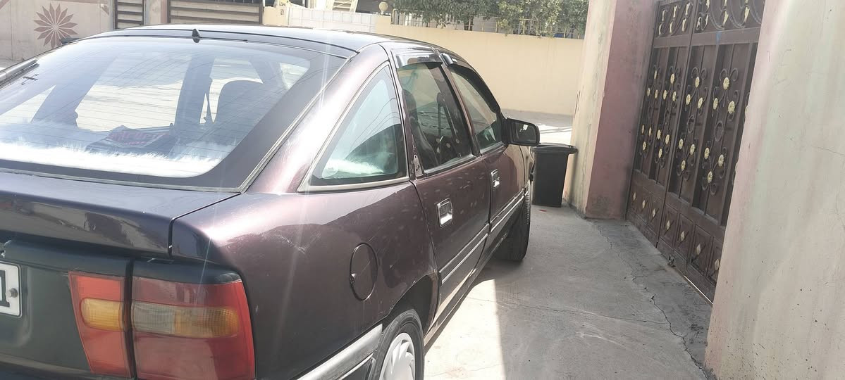 اوبل فكتراموديل 1991 محرك 18لاصرف ولابخار بس صوت جعوب بي سياره نضيف كلش هلال بعد بيلادي كهربائي كلش شغال صدر جديد سنوي منتهي رقم سليماني شرط تحويل سعر33بي مجال رقم موبايل***********
