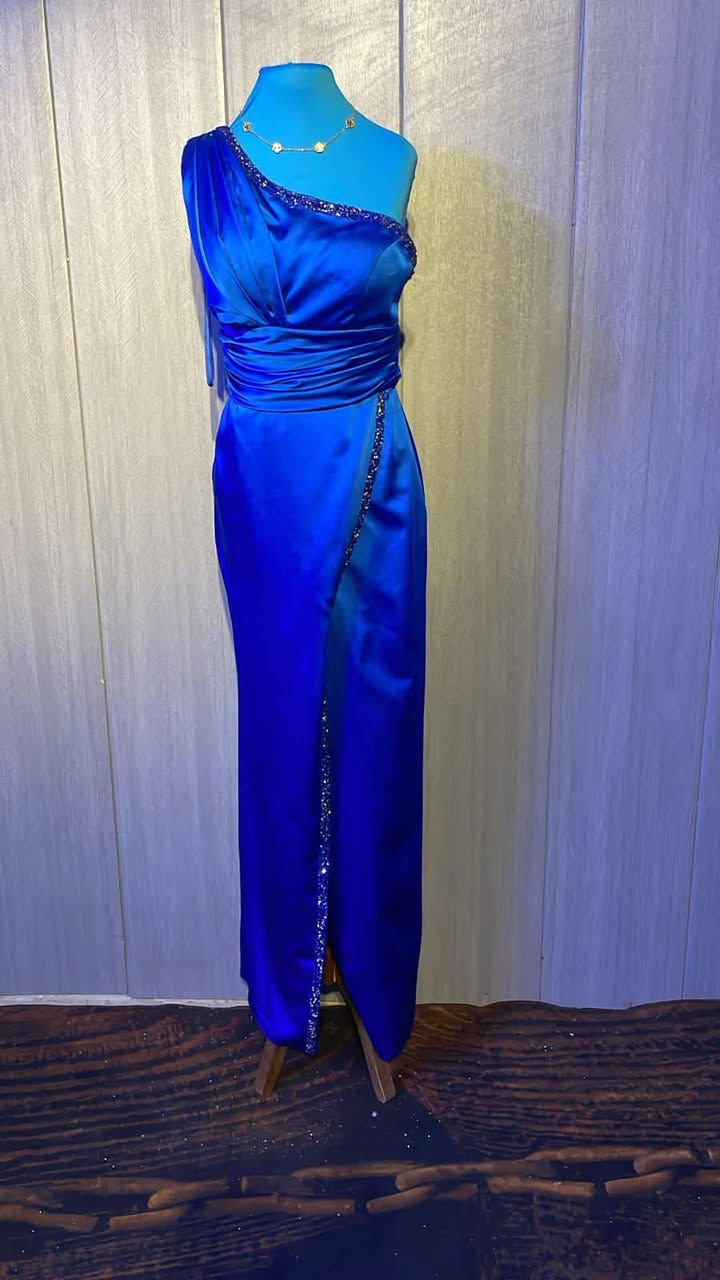 مرحبا بنات عندي فساتين كلش 🪼حلوات وسعر جدا 🪼 جدا مناسب اي سؤال واستفسار 🪄 راسلوني خاص اكو 🪄 قطع مال محجبات 🪄 اكو قياسات خاصه واكو قطع مال واكو قطع مفتوحه واكو قطع 🪼🪄 شكله وبنات اي سؤال راسلوني خاص موديلات كلش 🪼 هواي اي قطعه 🪼 تعجبكم وخذوا لها 🪼 سكرين والنشر على الحاله ✨ ماكو توصيل كافه محافظات العراق 🪼


**إذا كنت صاحب هذا الإعلان وتريد حذفه لأي سبب، رجاءا أرسل رسالة إلى الدعم الفني**