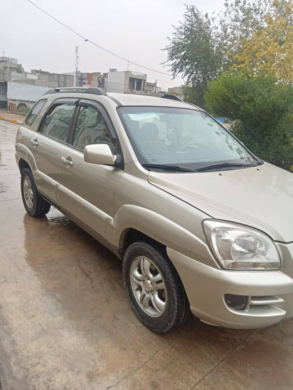 للبيع كيا سبورتج 2008 محرك كير مابي عيب رقم كركوك ضررها  بيهه طخة خفيفة يم شاصي من يم  جهت السكن او صبغ احزام السعر 95 ورقة
للاستفسار اكثر اتصل ***********
مكاني كركوك.
