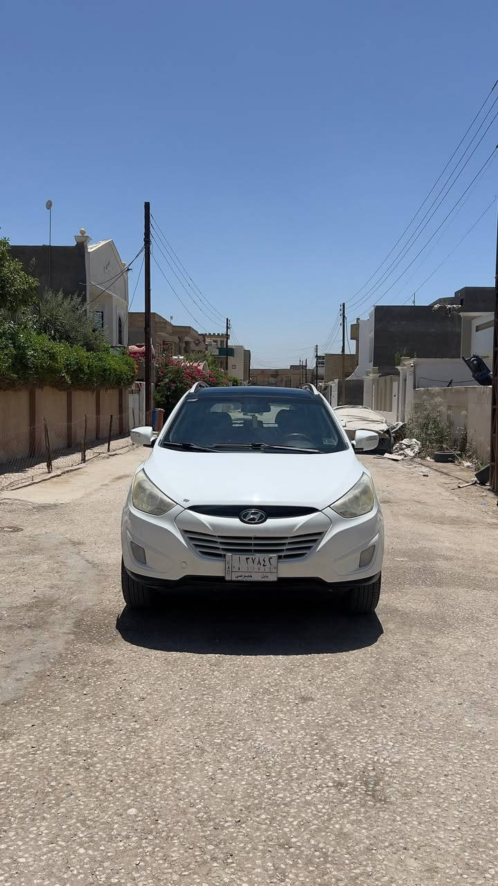 توسان خليجي 2013
ماشية 174,000km وقابل للزيادة ، سيارة مال جناي

مواصفات :-
بانوراما وتحكمات ستيرن جهة وحدة
كشنات قماش تحكم يدوي
كاميرا مدمجة مع المرآة الوسطية 

تفاصيل الصبغ مرفقة بالصور ، وكذلك بيها نقوصات بسيطة ، ألبانوراما ماتفتح تحتاج صيانة وكذلك الكامرة ايضاً ، السيارة سياقتها كلش مرتبه وناعمة 

السعر المطلوب ( 13,200$) السعر قابل للتفاوض
رقم بابل والتحويل اضمنه الك ♥️.


**إذا كنت صاحب هذا الإعلان وتريد حذفه لأي سبب، رجاءا أرسل رسالة إلى الدعم الفني**