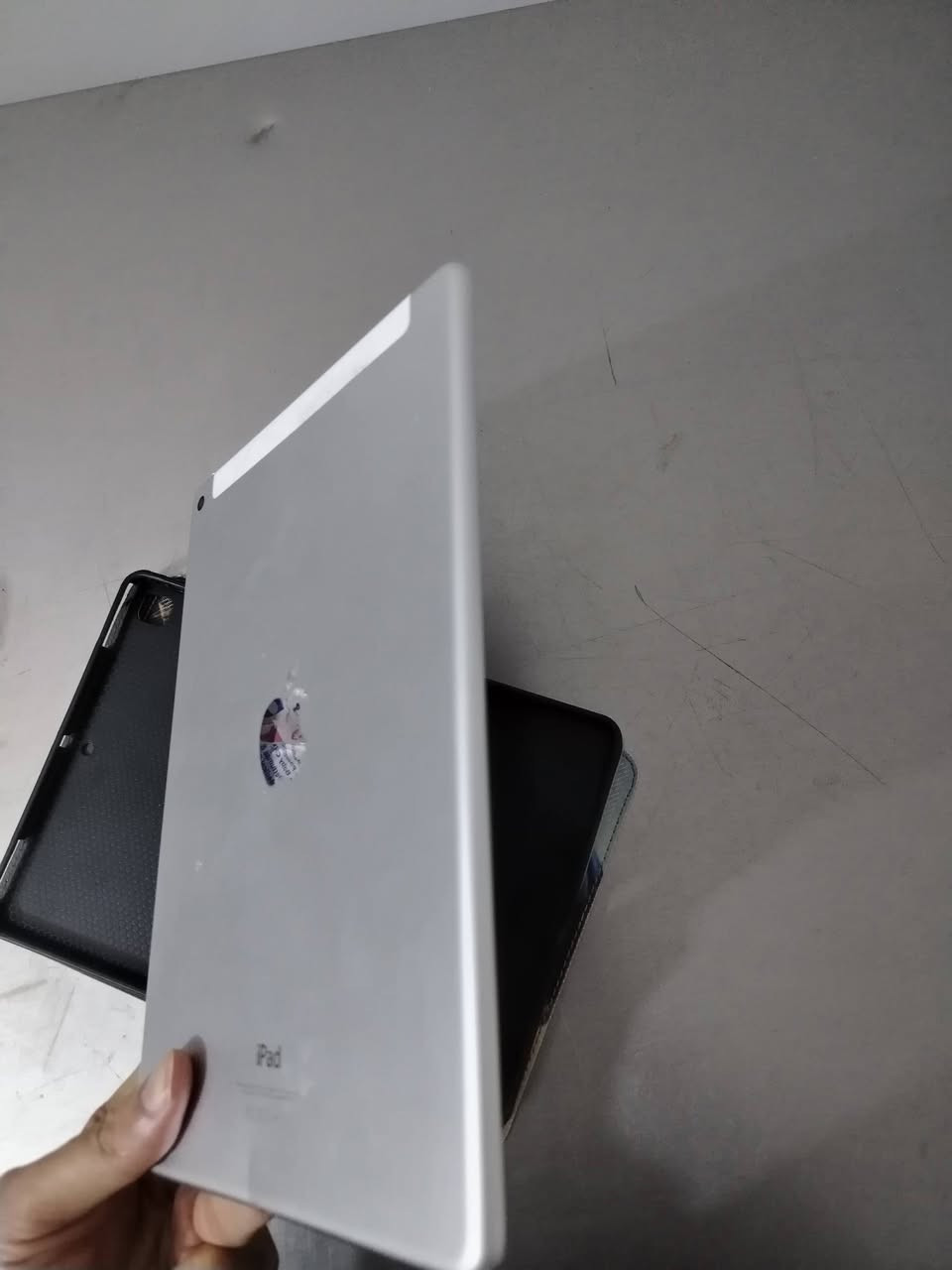 ايباد  Air2  حجم الشاشة 10  ذاكرة 128 يشغل كل البرامج واليوتيوب والتيكتوك. وتحديثاتة كاملة السعر ب120 بي مجال


**إذا كنت صاحب هذا الإعلان وتريد حذفه لأي سبب، رجاءا أرسل رسالة إلى الدعم الفني**