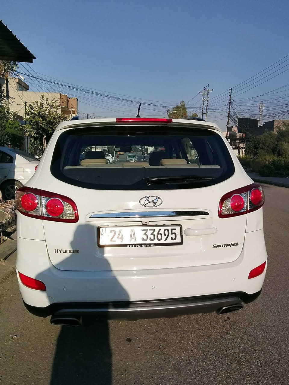 سنتافيه للبيع 
موديل ٢٠١٢. خليجي  بدون صبغ. 
المواصفات
٧ راكب 
فتحه 
مري شفط
حساس خلفي 
شاشه كبيره 
رقم دهوك جديد 
السعر ١٥٠ وبيه مجال. 
***********
بي وتساب.
