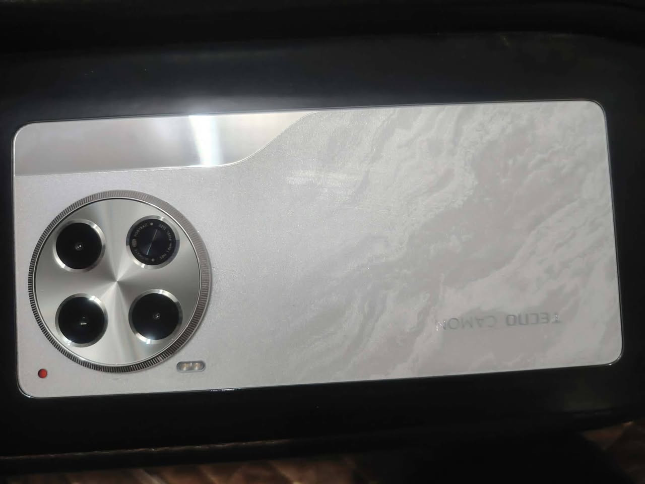 سلام عليكم الجهاز للبيع 350 قفل
التواصل على رقم ‏‪***********‬‏
