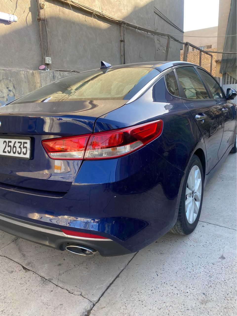 اوبتيما موديل 16 امريكي 
حادثها فقط بنيد مبدل ومصبوغ 
باقي السيارة قطرة صبغ مابيها
مواصفات عادية 
محرك 2400 gdi
رقم سليمانية بأسمي 
جاهزة 
مكاني بغداد 
*********** بغداد, العراق
