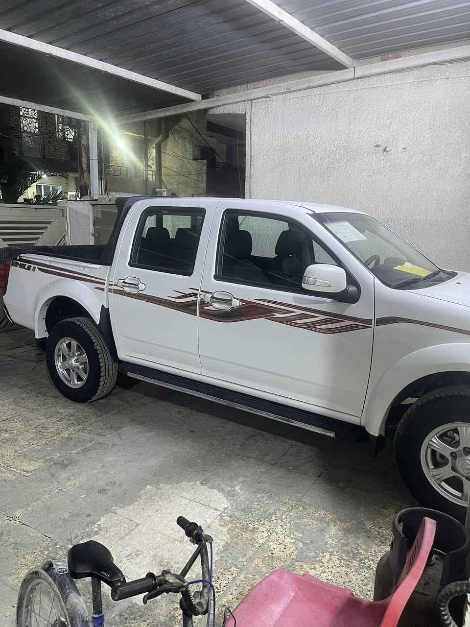 السلام عليكم 
من رخصه الادمن المحترم گريت ويل موديل ٢٠٢١ سياره جديده ماشيه ١٧٠٠٠ مكفوله من الصبغ كشنات جلد حساس خلفي كشن السايق كهرباء مانع انزلاق رقم بغداد مكاني بغداد ***********
