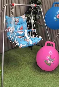 مرجوحة أطفال • جديدة • ٦ أشهر - ٤ سنوات