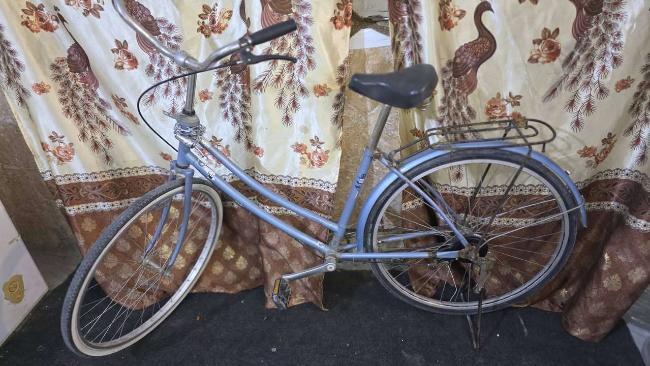 سلام عليكم غراض بيت للبيع متوازين نريد نشيل قيم بل اليرضى الله غرفه تركيه بل الصور كنتور ميز مرايه والميز الصغير


**إذا كنت صاحب هذا الإعلان وتريد حذفه لأي سبب، رجاءا أرسل رسالة إلى الدعم الفني**