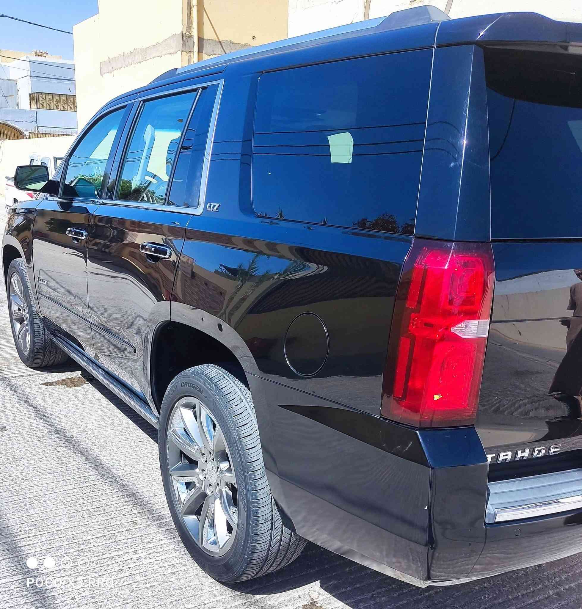 السلام عليكم...
للبيع شوفرليت تاهو 2015 LTZ 
وارد امريكي  ( كلين تايتل ) بدون حادث
وتقرير الكارفاكس مالتها موجود عندي باللغه العربية والانكليزية 
السياره تسجيل جديد 
رقم بغداد دولي 
الحاله _ ممتازة جدا
تشغيل عن بعد _ كاميرا دوارة  _ رادارات امامية وجانبية _ حساسات تشغيل عن بعد _ دعامية _ بلاجكتور   _ كشنات جلد  كهرباء حتى المقاعد الخلفية _ كشن خزن _ كشن تبريد تدفئه  _ كشن السائق رجاج _  تبريد 3 قطع _ صندوق جك كهرباء  _ 4 يدات بصمه _  usb _ بلوتوث _  سلايد روف _ قاصه _ ستيرن كهرباء - دوسات بانزين وبريك كهرباء _ عتب ابواب كهرباء 
وبعد بيها كومه مواصفات تجي وتشوف بعينك افضل 
السيارة باقية ع نظافتها
صبغ بنيد فقط اثر جراد بدون حادث فقط صبغ
محرك وكير بحالة ممتازه برغي واحد مامفتوح بيها
بدون صوت بدون دخان بدون بخار 
ويل LTZ حجم 22
مكان السياره ( بغداد ) 
للاستفسار الاتصال على الرقم *********** واني بخدمتكم كلكم اخوتي واعزاز عندي واعتذر عن المراوس للبيع فقط
