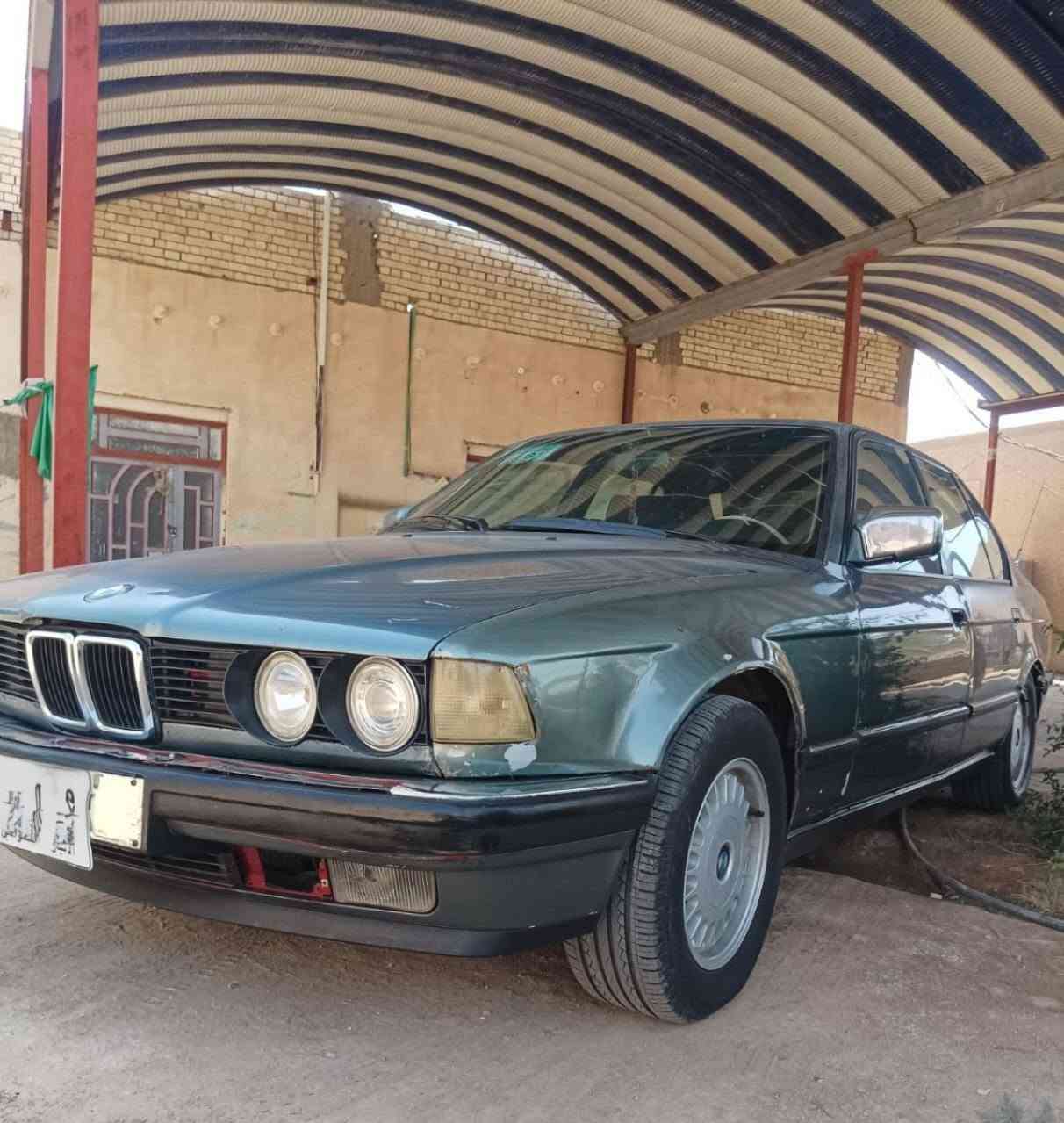 السلام عليكم
سياره BMW 735 للبيع
موديل 92 فول اوتماتيك
 بيها خلل بالكير مرات يصفن ع البك
 السعر 34 ورقه وبيها مجال بسيط
مكفوله من الضربه والخياس
***********
