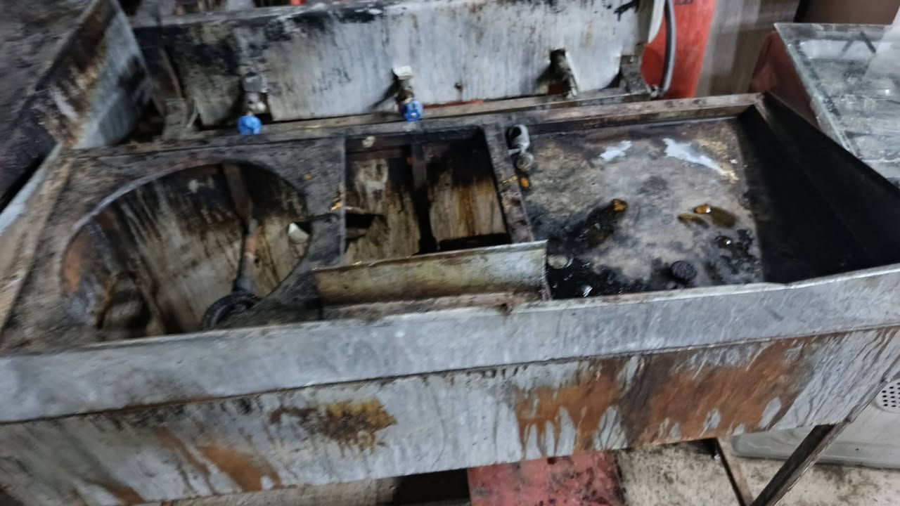 السلام عليكم عندك ربايه عندي مبرده عندي ميوزه طبخنا عن ما وصوره جديد واللي يريد بالخدمه***********
