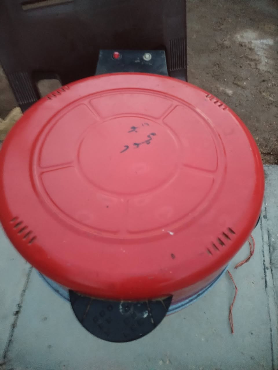 خبازه كهربائيه حجم كبير بيها دكمه واكفه البيع  سعر خاص


**إذا كنت صاحب هذا الإعلان وتريد حذفه لأي سبب، رجاءا أرسل رسالة إلى الدعم الفني**