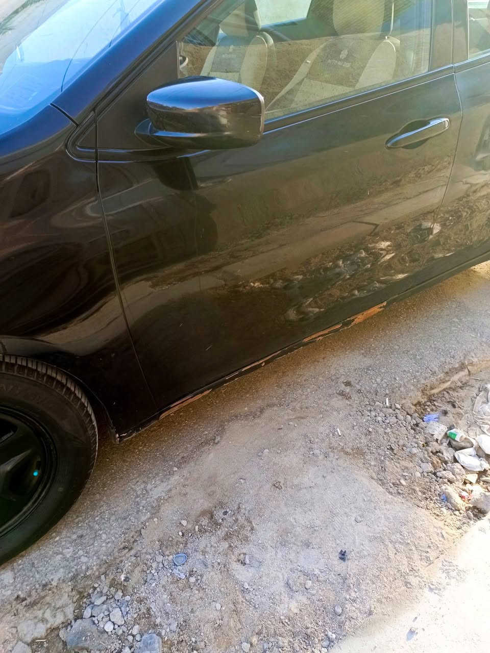 السلام عليكم 
دوج دارت 2016 ... بيع او مراوس 
محرك 2.0.  ...الفين 
تخم تاير+ حدادية +ويل بوليسي 
لايت زينون وكالة اصلي 
ضربتها باب خلف السايق والجاملغ مصبوغ وجارد من امريكا هذا حادثها ..
بيها دوسة وطلقة بالقمارة ممصلحهن 
سنوية لل2031.. بأسمي  لوحات انكليزي  رقم ذي قار 
مكان ذي قار قضاء الشطرة 
السعر 83 وبيها مجال حك الجية 
((نواقصها  .. شريط ستيرن + دكمة دبل اشارة (رباعية) + كمبريسر التبريد شغال بس بي صوت للامامنة جديد بالكارتون مشدود  ..منظومة التبريد كلها جديدة  ابيع بدون تبريد للامانه ))
كل التفاصيل ذكرتها!   !!!  النواقص تنزل من السعر !!!!
*********** 
مراوس او بيع 
عذرا عن الاطالة
