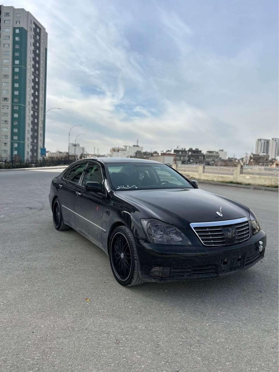 شاهینەی مووس 
ڕۆیاڵ ٢٠٠٥
گێڕ و مەکینە بچوک 
تەبریت سارد و گەرم مەزبوتە 
دوو دوگمە
شاشە 
برێکی بەستراوە 
تایە و ویلی سپۆڕت
سەیارەکە بەس ماشااللەی ئەوێت کامل مەسرەف کراوە 
هەموو گیانی بە شەرت 
شوێن سلێمانی 
سیعری ٥٨گەڵا و مەعامەلە
رەقەم *********** السليمانية, العراق
