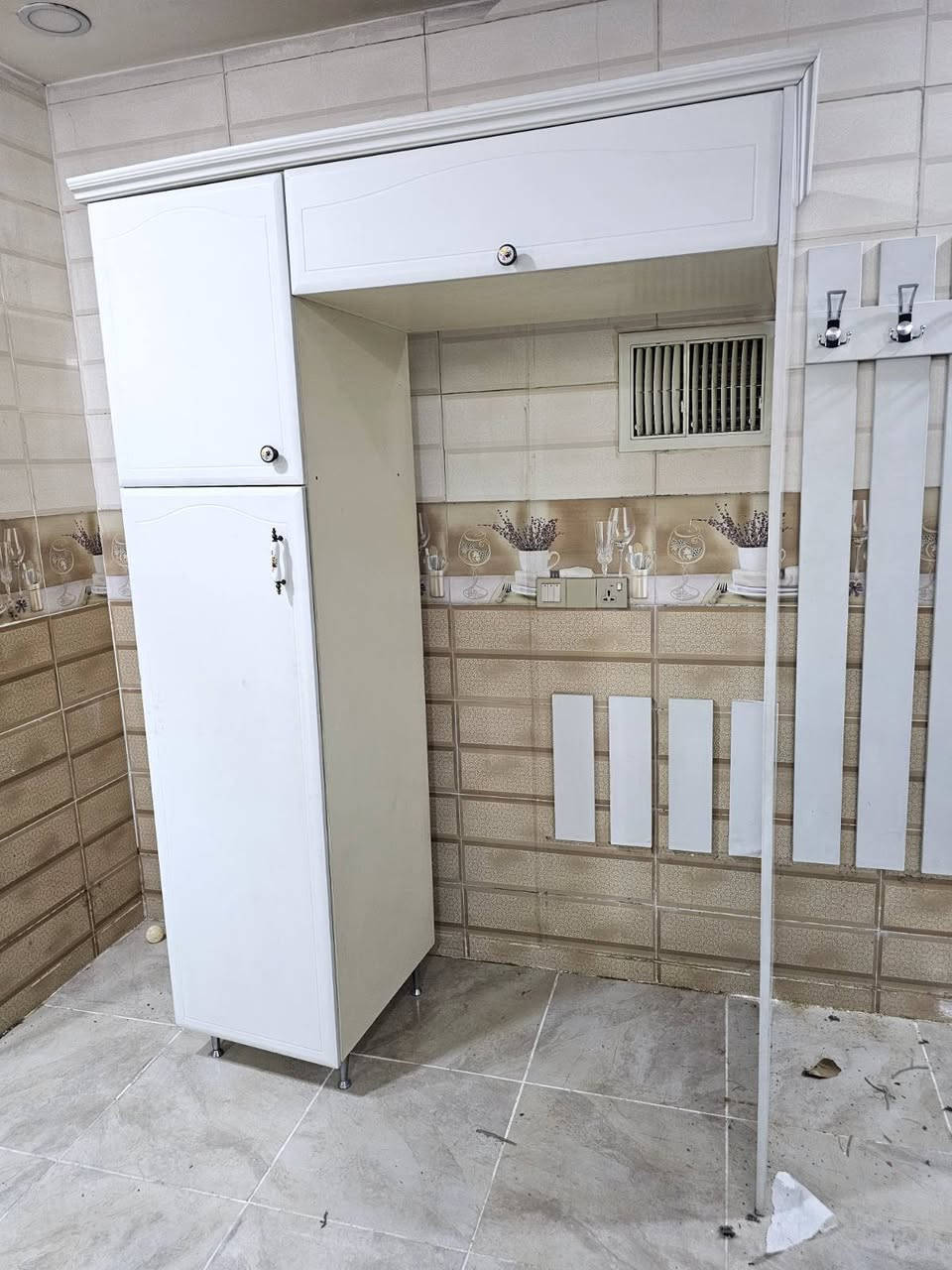 كاونتر كامل خشب تركي مع طباخ ومرشحه يجي السطح خشب

القياس 3 متر و15 والسنك متر 85 مكان ثلاجه متر ونص


**إذا كنت صاحب هذا الإعلان وتريد حذفه لأي سبب، رجاءا أرسل رسالة إلى الدعم الفني**