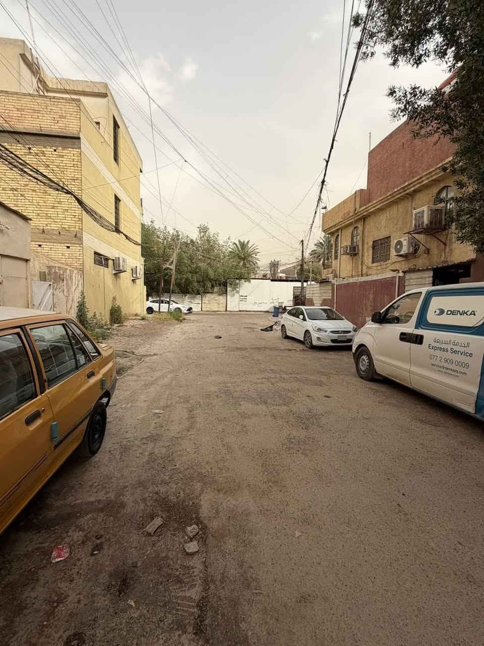 🏠 قطعه ارض للبيع 🧿
📍 الموقع : شارع فلسطين محله 504 حي المستنصريه 
🛑 المساحه الكليه : 100 متر 
🛑 الواجه :  5 متر 
🛑 النزال :   20 متر 
🟧 تفاصيل العقار : موقع ممتاز جدا 
📝اي عقار حابين تعرضو للبيع او للايجار ارسل تفاصيل العقار ع الارقام الموجود وبلنسبه لطرق العرض عدنه تطبيق عقاري وترويج مستمر لجميع العقارات وتدللون 
🥇الجبل للعقار 🥇
📞 ***********
📞 ***********
📞***********
