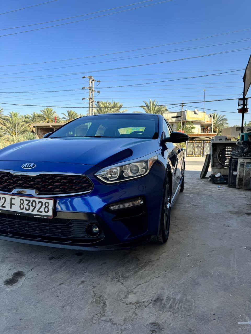 السلام عليكم 
كيا فورتي   السعر 125
موديل 2021 
مواصفات GT 
فول نقصها فقط فتحه
كشنات جلد وحضن
شاشه كامره 
تحكمات جهتين
رادار امامي
قياده ذاتيه
رادارات جانبيه 
لدات اماميه وخلفيه 
محرك 2000 دوش
عليها منظومة غاز يعني تنسه الدونز ولعطلات 
رقم اربيل سنويه باسمي 
هزه وفحص مروري وسنويه كلها جديد قبل شهر حولتها
لسيارة كامله وجاهزه من كلشي اي نقص مابيها مكان السيارة حله شارع 40 
للتواصل ***********
