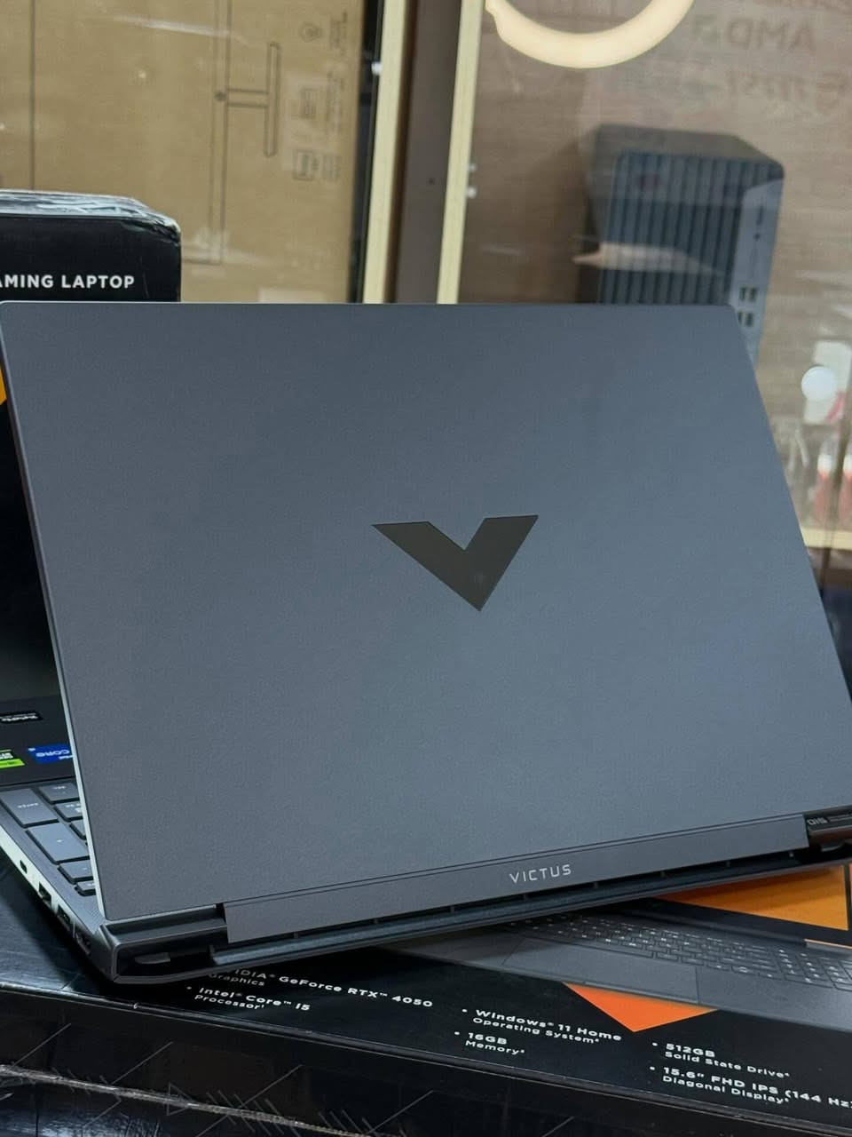استخدام شخصي شرق اوسط بكرت شاشه RTX 4050
مع كامل الملحقات (كارتونه الأصلية) والشاحن الأصلي 
استخدام اسبوع واحد فقط🔥
HP VICTUS 15
GAMING
CPU INTEL CORE I5 13420H 3.4GHZ
BOOST 4.6GHZ 8CORES 12THREADS
12MO CACHE
RAM 16GO DDR5 5200MHZ
DISQUE 512 GB SSD NVME
SCREEN  » FHD LED 144HZ 3MS
WIFI/BLUETOOTH/WEB CAM
USB 3.1
GRAPH5IC
INTEL UHD GRAPHIC +
NVIDIA GEFORCE RTX4050 6GO
GDDR6 BOOST 16GO
BANDE PASSANTE 192GO/S
ECRAN 15.6 » FULL HD 1080P LED
ANTIREFLET IPS 144HZ 3MS
CLAVIER RETRO ECLAIRE
WINDOWS 11 ORIGINALE
PRIX : 195000da
تواصل *********** واتساب فقط
اكثر من نوع ضمان عله نفس الجهاز 
 متوفر توصيل لكل العراق او استلام مباشر موقعي البصرة
